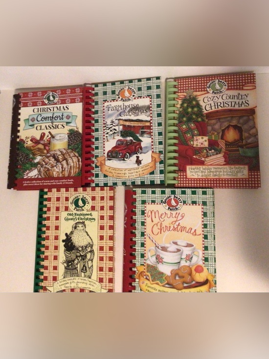 Gooseberry Patch Other - Lot of 5 Gooseberry Patch Christmas Books Merry, Farmhouse, Old-Fashioned, Cozy